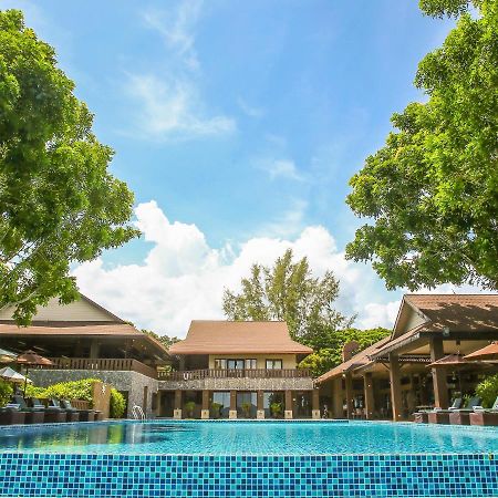 Ombak Villa Langkawi Pantai Cenang  Exterior foto